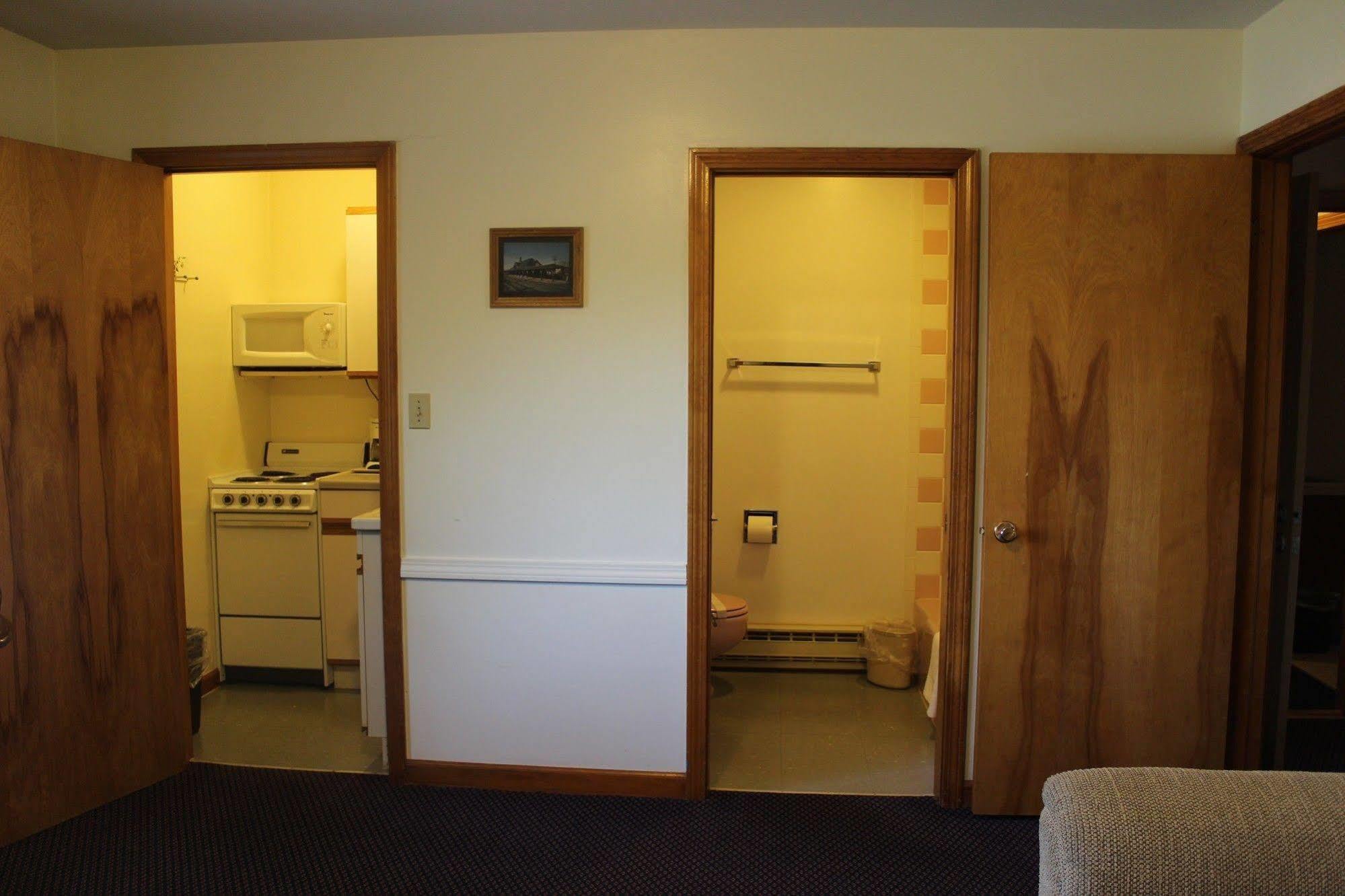 Chatham Travel Lodge Old Chatham Luaran gambar