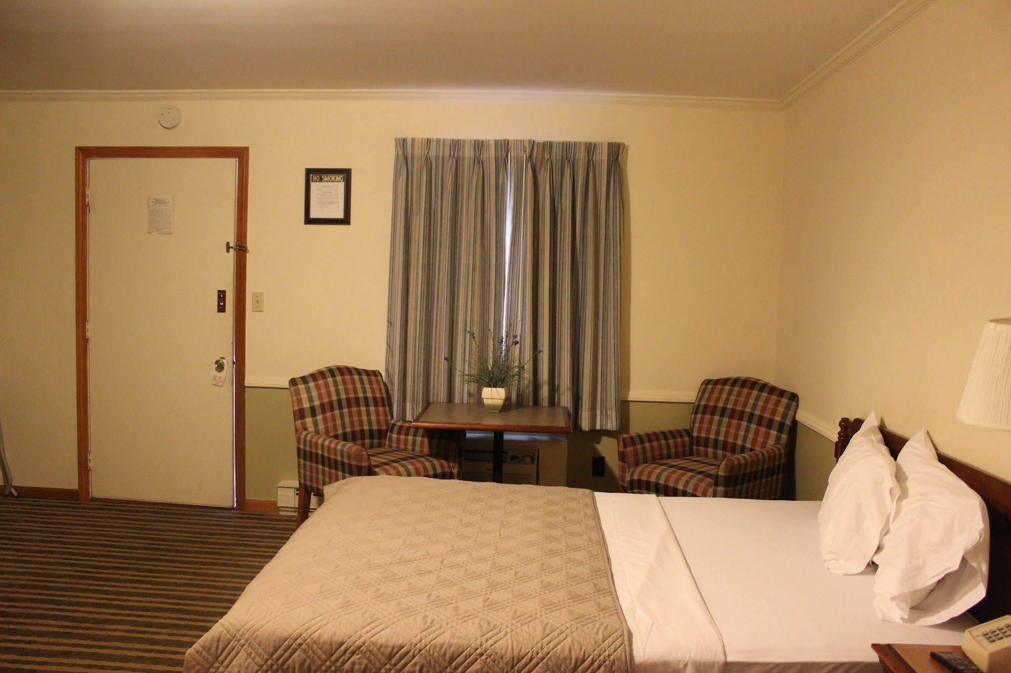 Chatham Travel Lodge Old Chatham Luaran gambar